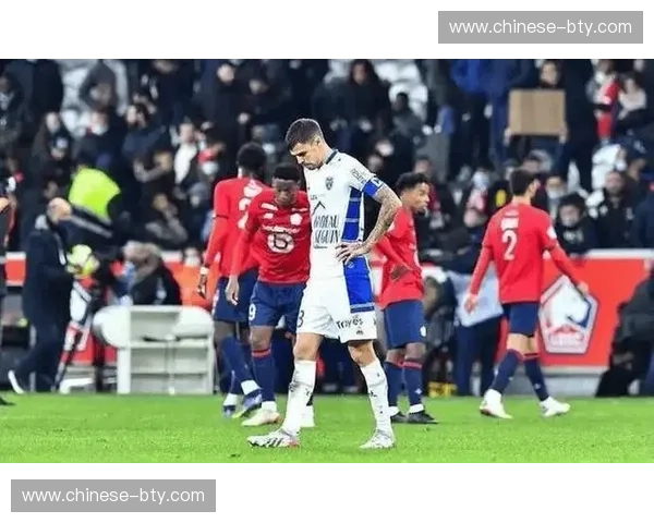 里尔锋线核心陷入进球荒 球队为其设计的战术需调整