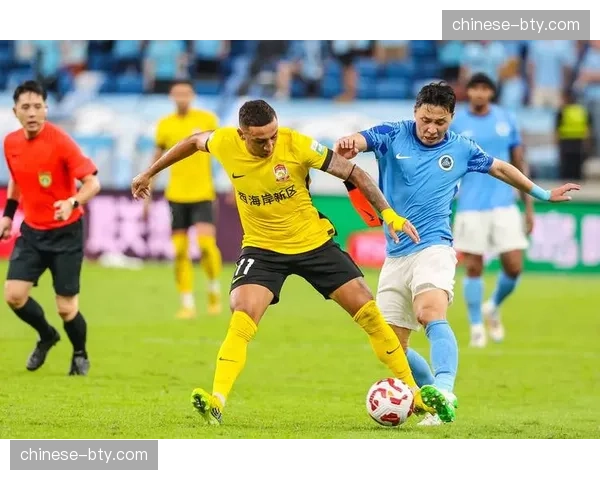 韦斯利头球冲顶首开记录 深圳新鹏城外援状态火热 韦斯利头球冲顶首开记录 深圳新鹏城外援状态火热